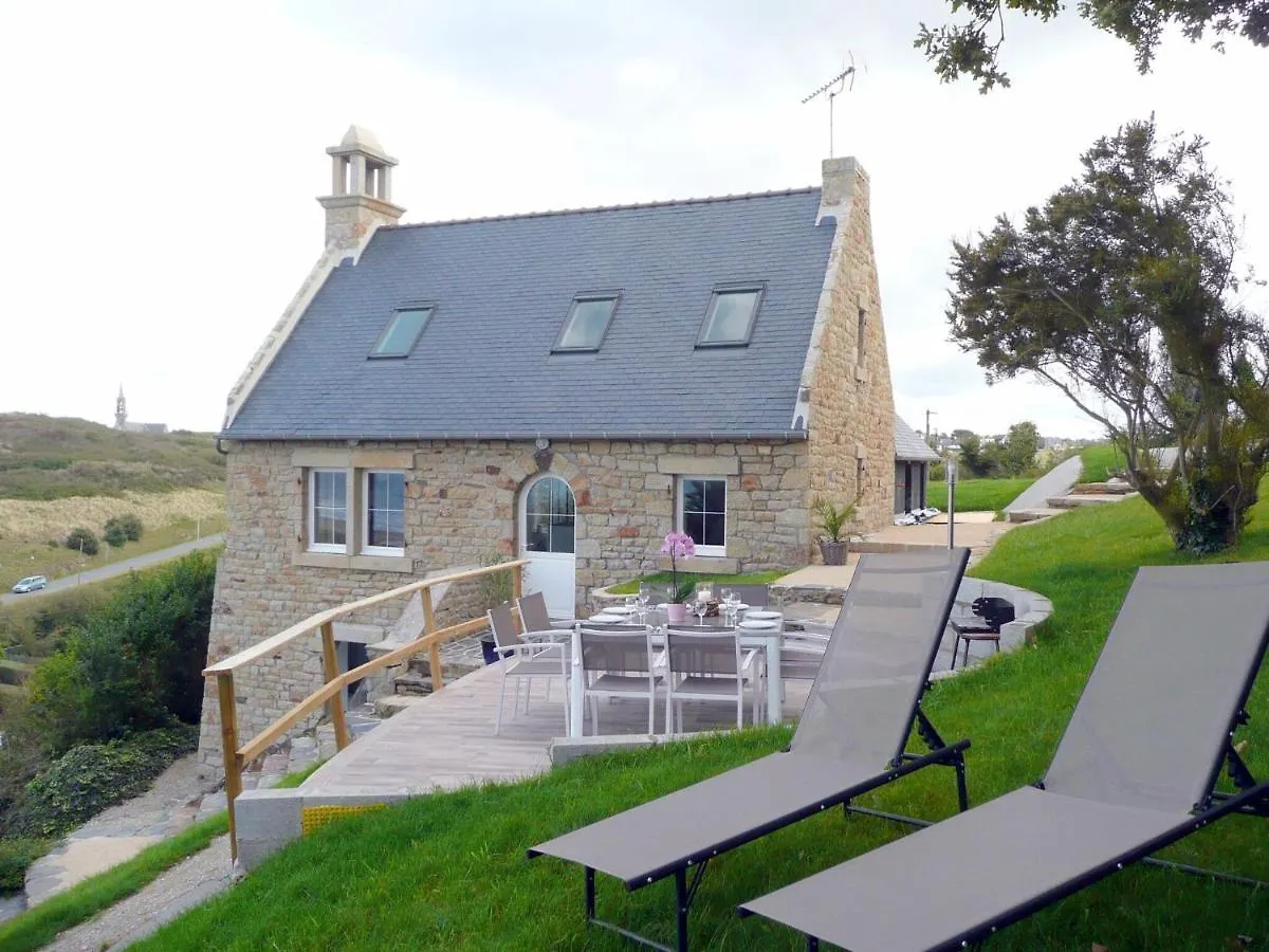 Holiday Home With Panoramic Sea Views, Plonevez-Porzay
