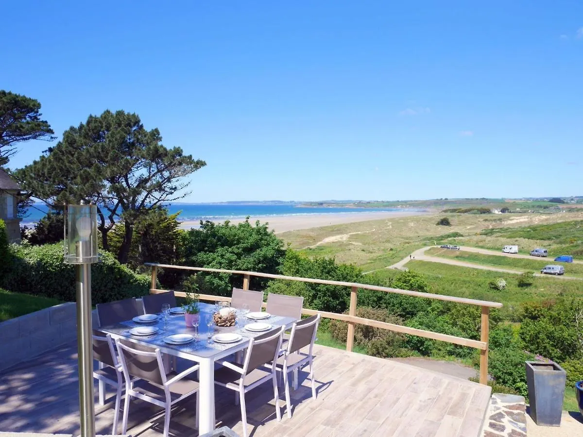 Holiday Home With Panoramic Sea Views, Plonevez-Porzay France