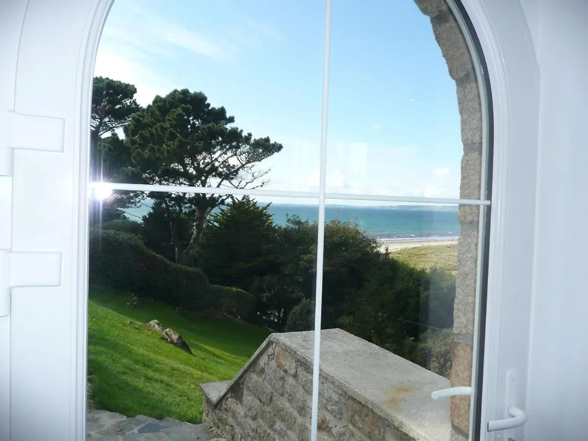 Holiday Home With Panoramic Sea Views, Plonevez-Porzay